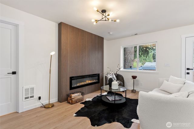 6655 E Tonia Street, Tacoma, WA 98404