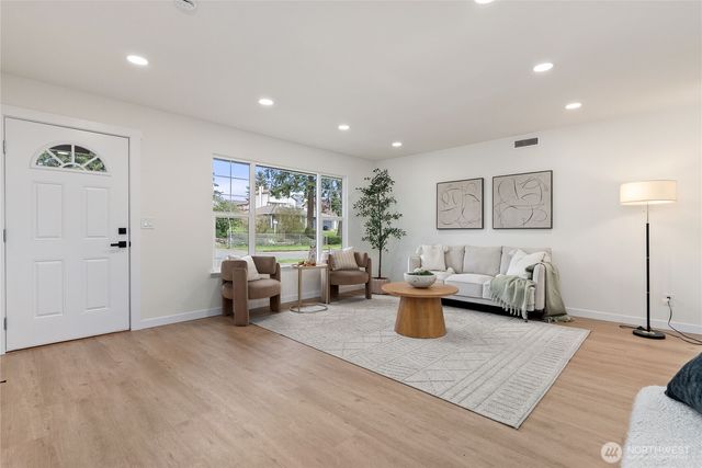 6655 E Tonia Street, Tacoma, WA 98404