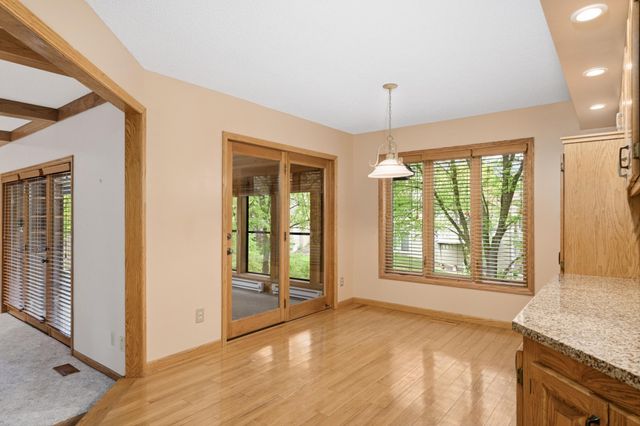 6050 Dallas Lane N, Plymouth, MN 55446