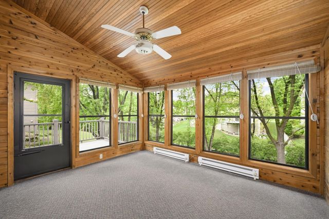 6050 Dallas Lane N, Plymouth, MN 55446