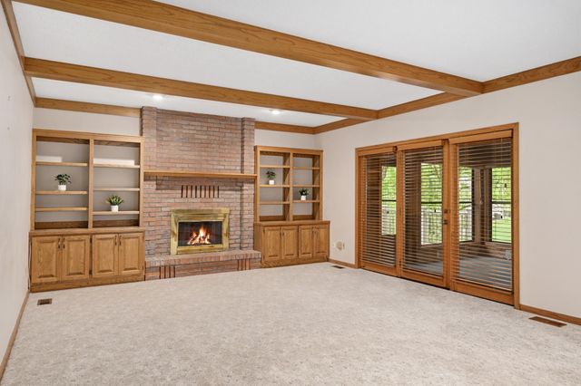 6050 Dallas Lane N, Plymouth, MN 55446