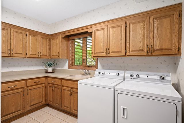 6050 Dallas Lane N, Plymouth, MN 55446