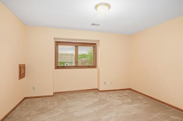 6050 Dallas Lane N, Plymouth, MN 55446
