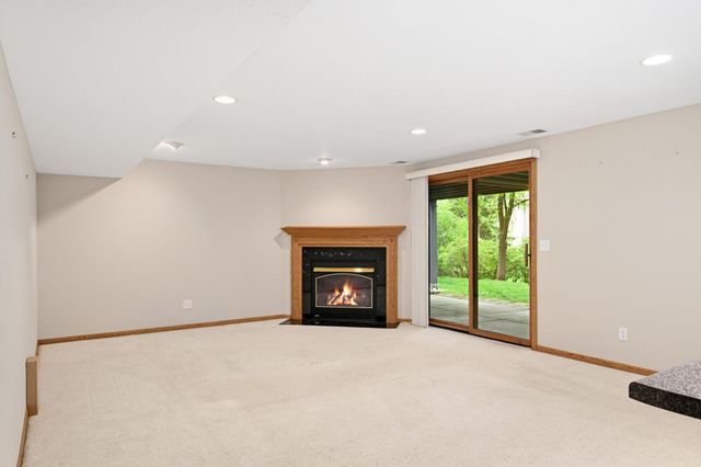 6050 Dallas Lane N, Plymouth, MN 55446