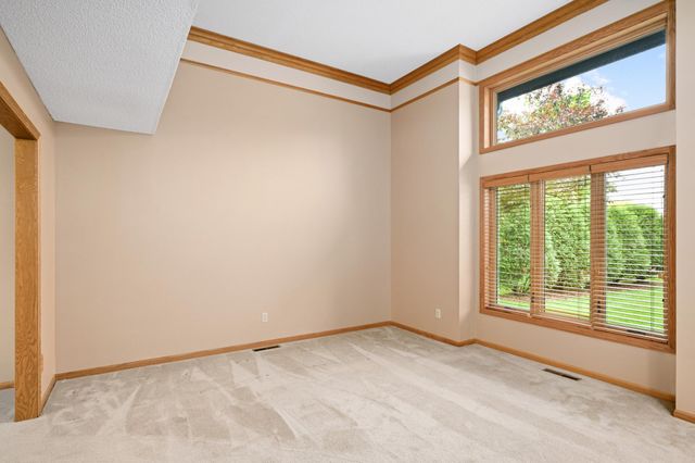 6050 Dallas Lane N, Plymouth, MN 55446