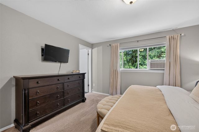 5826 143rd Street SE, Everett, WA 98208