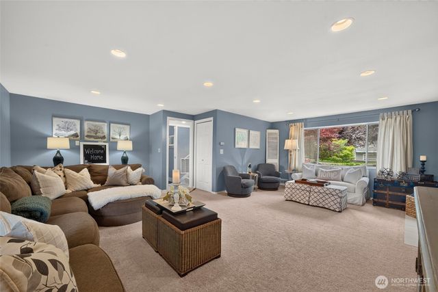5826 143rd Street SE, Everett, WA 98208