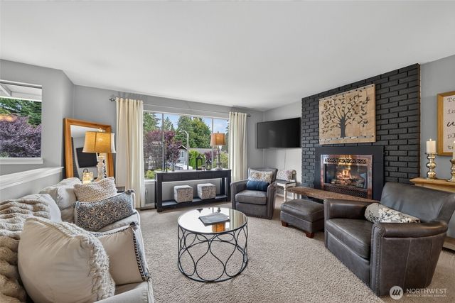 5826 143rd Street SE, Everett, WA 98208