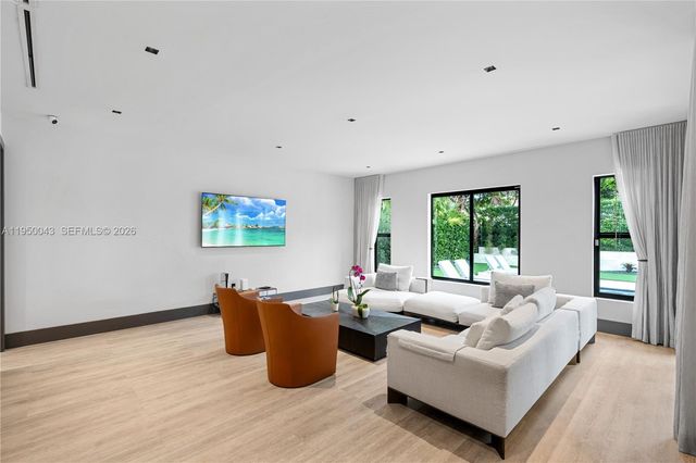 7345 SW 96th St, Pinecrest, FL 33156