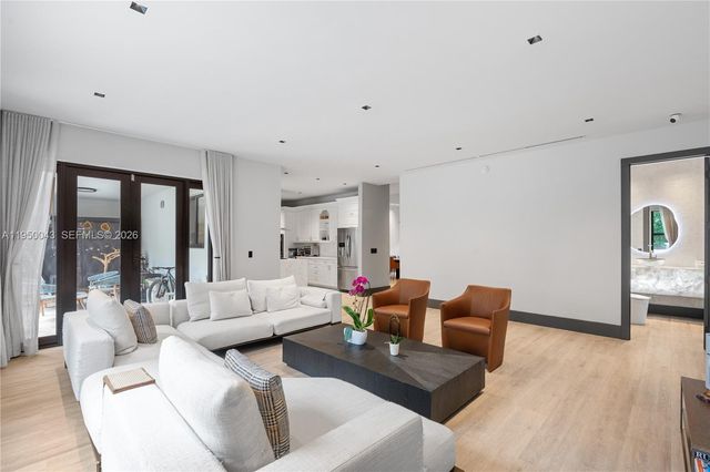 7345 SW 96th St, Pinecrest, FL 33156