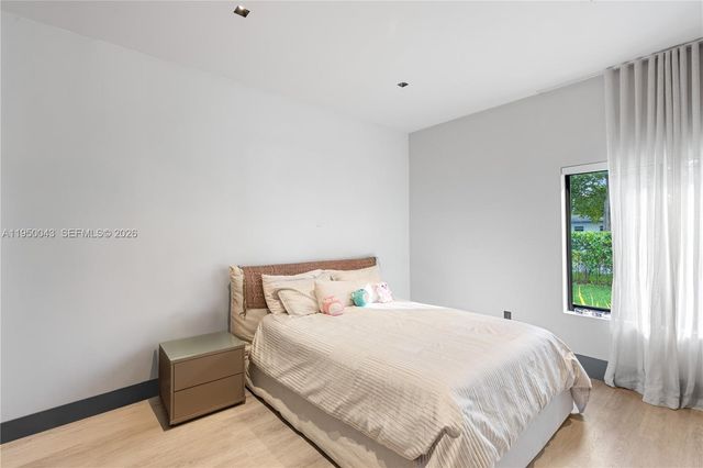 7345 SW 96th St, Pinecrest, FL 33156