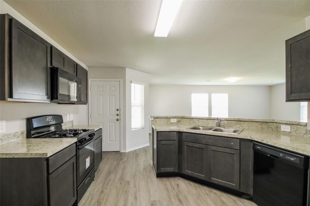 2430 Flathead Drive, Conroe, TX 77384