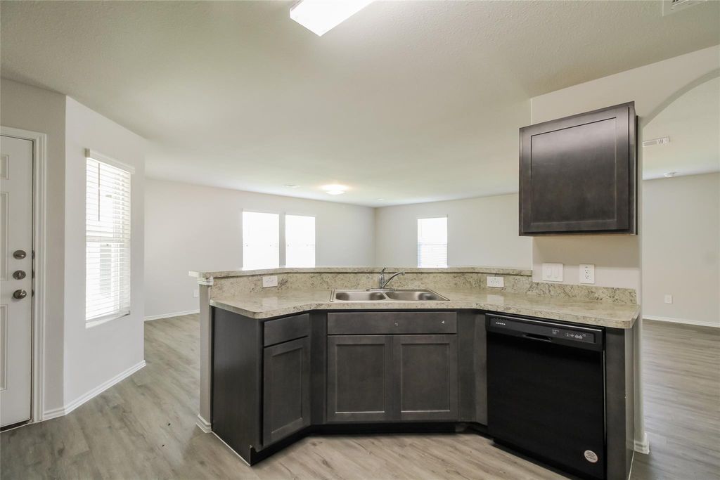 2430 Flathead Drive, Conroe, TX 77384