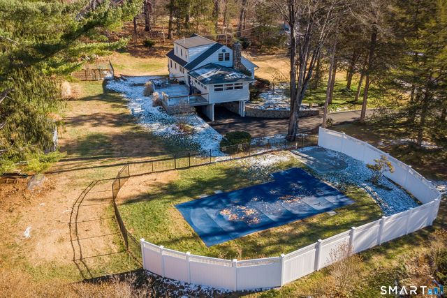 8 Gregory Drive, New Milford, CT 06776