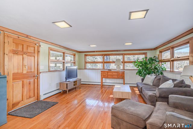 8 Gregory Drive, New Milford, CT 06776