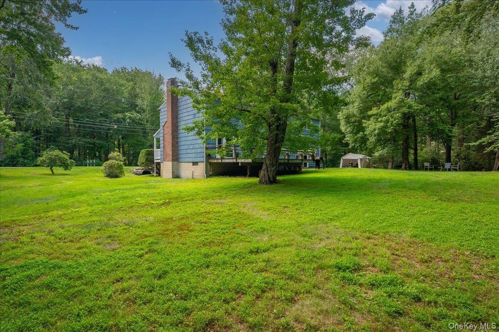 9 Laurel Road, South Salem, NY 10590 — photo 4