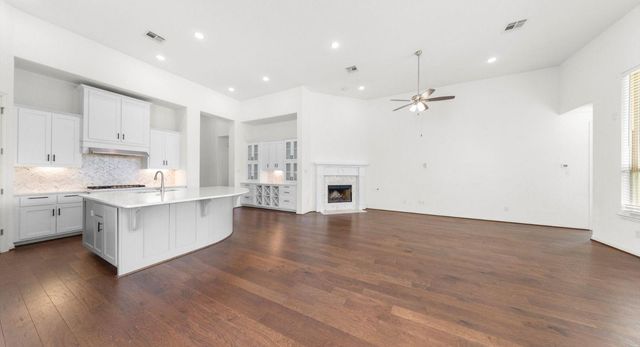 1329 Marina Grand TER, Leander, TX 78641