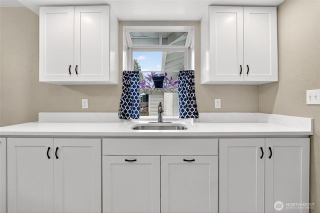 15575 14th Avenue NE, Shoreline, WA 98155