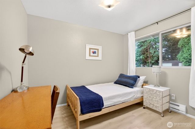 15575 14th Avenue NE, Shoreline, WA 98155