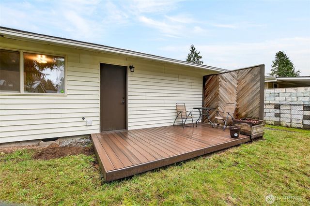 15575 14th Avenue NE, Shoreline, WA 98155