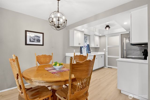 15575 14th Avenue NE, Shoreline, WA 98155