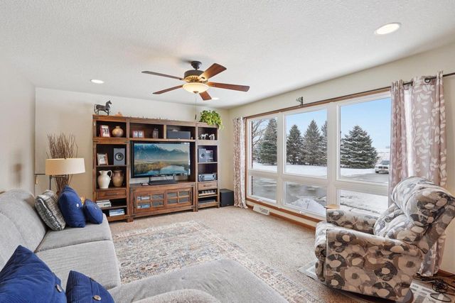 5665 Oak Park Road, Marshall, WI 53559