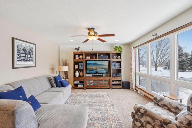 5665 Oak Park Road, Marshall, WI 53559