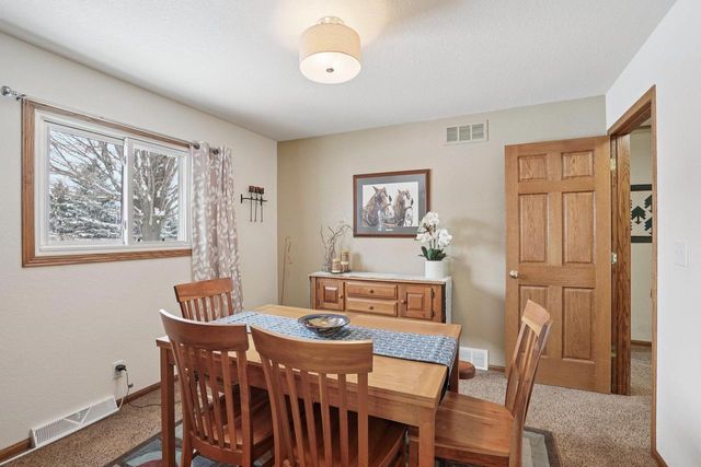 5665 Oak Park Road, Marshall, WI 53559