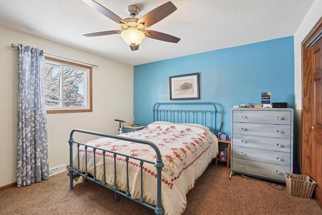 5665 Oak Park Road, Marshall, WI 53559