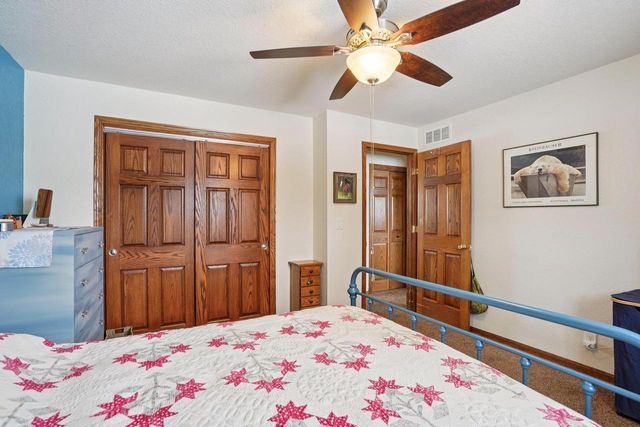 5665 Oak Park Road, Marshall, WI 53559