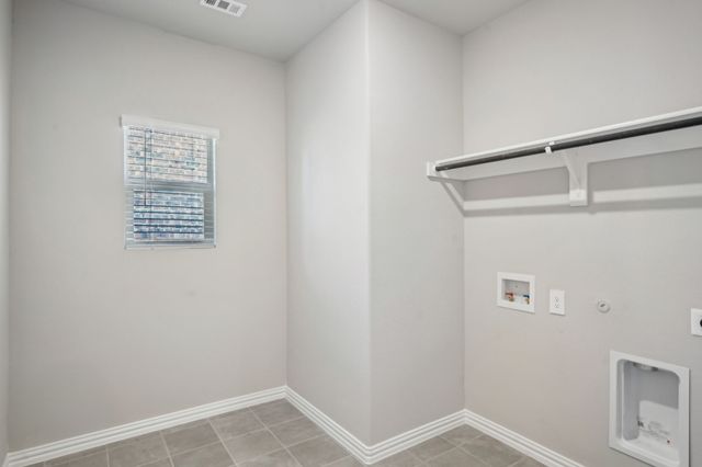 1322 Los Olmos Lane, Crandall, TX 75114