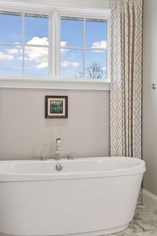 4900 Hawthorne Court, Edina, MN 55436