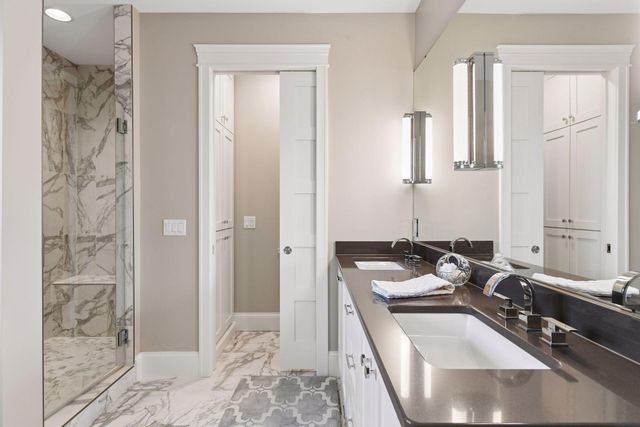 4900 Hawthorne Court, Edina, MN 55436