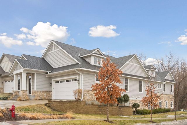 4900 Hawthorne Court, Edina, MN 55436