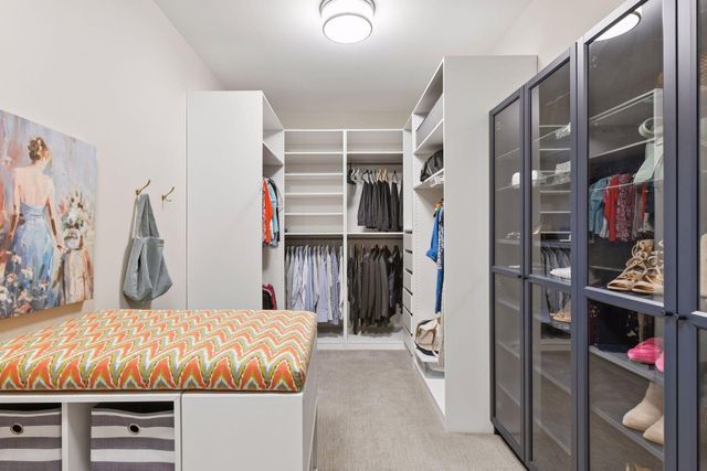 4900 Hawthorne Court, Edina, MN 55436