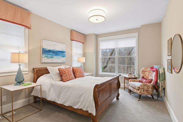 4900 Hawthorne Court, Edina, MN 55436