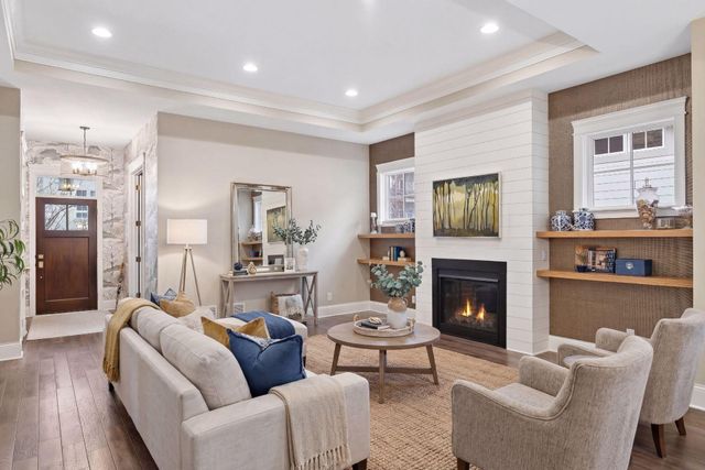 4900 Hawthorne Court, Edina, MN 55436