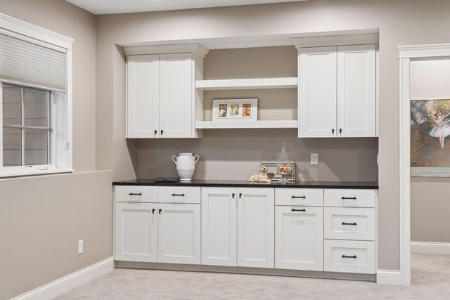 4900 Hawthorne Court, Edina, MN 55436