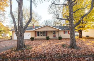 616 N Louise Avenue, St James, MO 65559