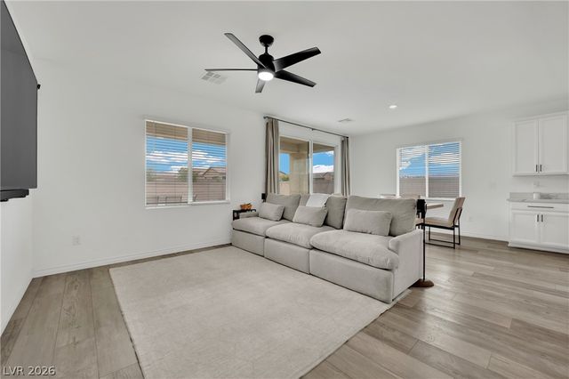 5331 Tavera Cliff Court, Las Vegas, NV 89118