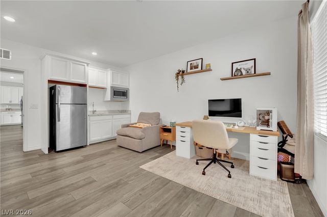 5331 Tavera Cliff Court, Las Vegas, NV 89118