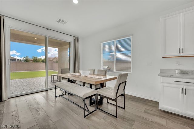 5331 Tavera Cliff Court, Las Vegas, NV 89118