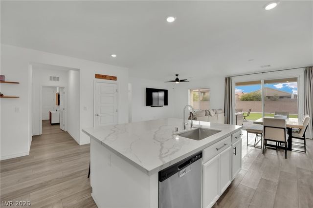 5331 Tavera Cliff Court, Las Vegas, NV 89118