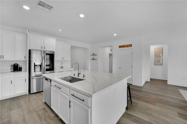 5331 Tavera Cliff Court, Las Vegas, NV 89118