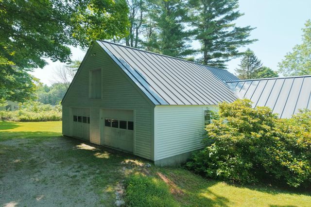 21 Trask Mountain Road, Wolfeboro, NH 03894