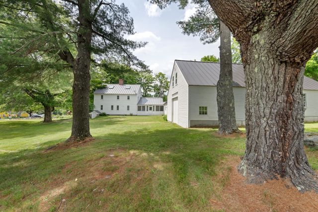 21 Trask Mountain Road, Wolfeboro, NH 03894