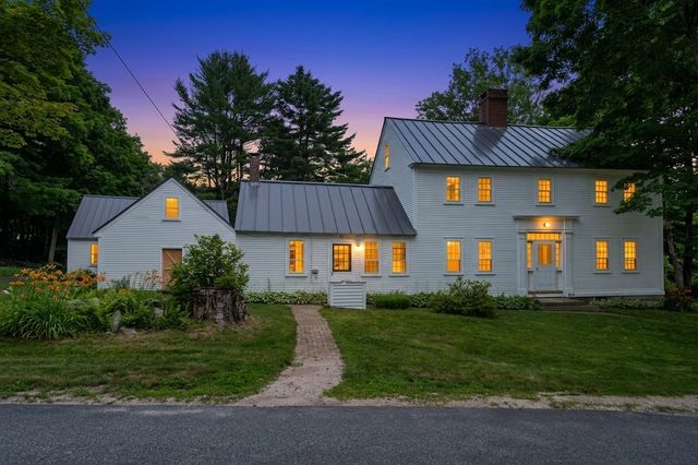 21 Trask Mountain Road, Wolfeboro, NH 03894
