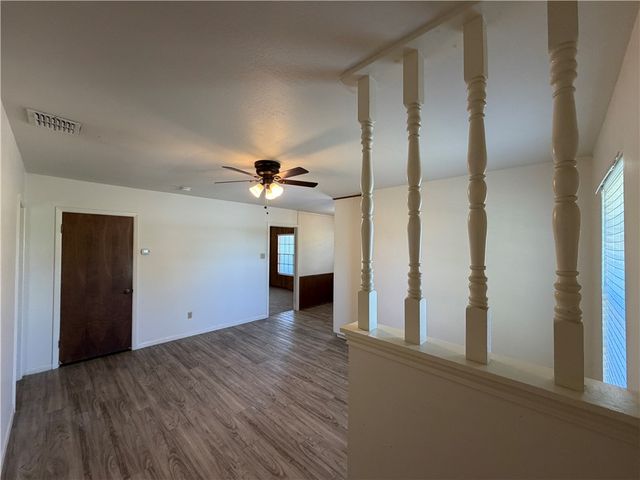 4809 Lavaca Dr 1, Corpus Christi, TX 78411