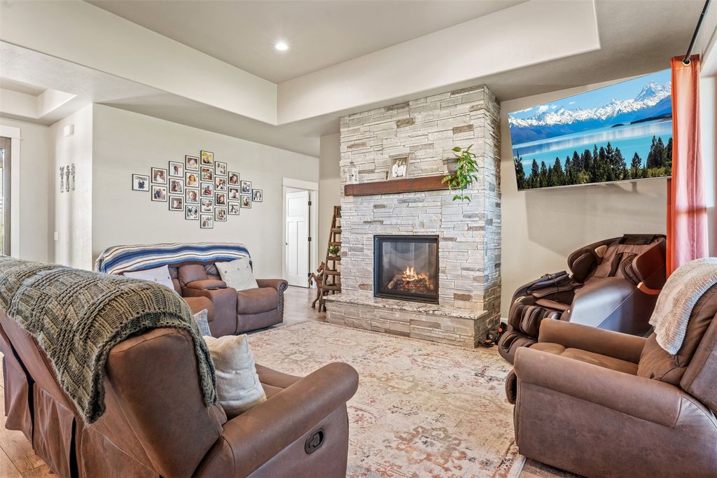 214 Gash View, Victor, MT 59875 photo 12