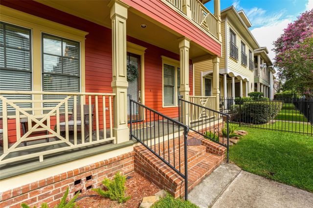 1301 W 25th Street B, Houston, TX 77008